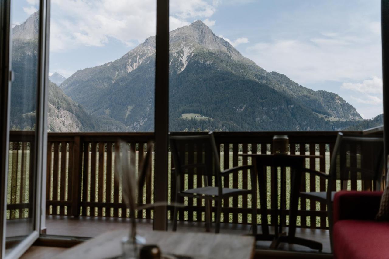 Apart Peak Oetztal Langenfeld Exterior photo